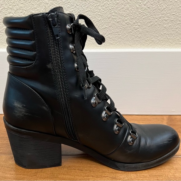 Guess Jet Black Amend Stacked Heel Booties - Size 8.5 - Picture 5 of 8